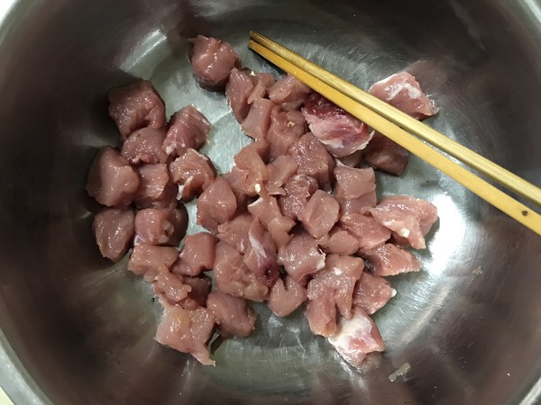 分享糖醋溜肉段的做法