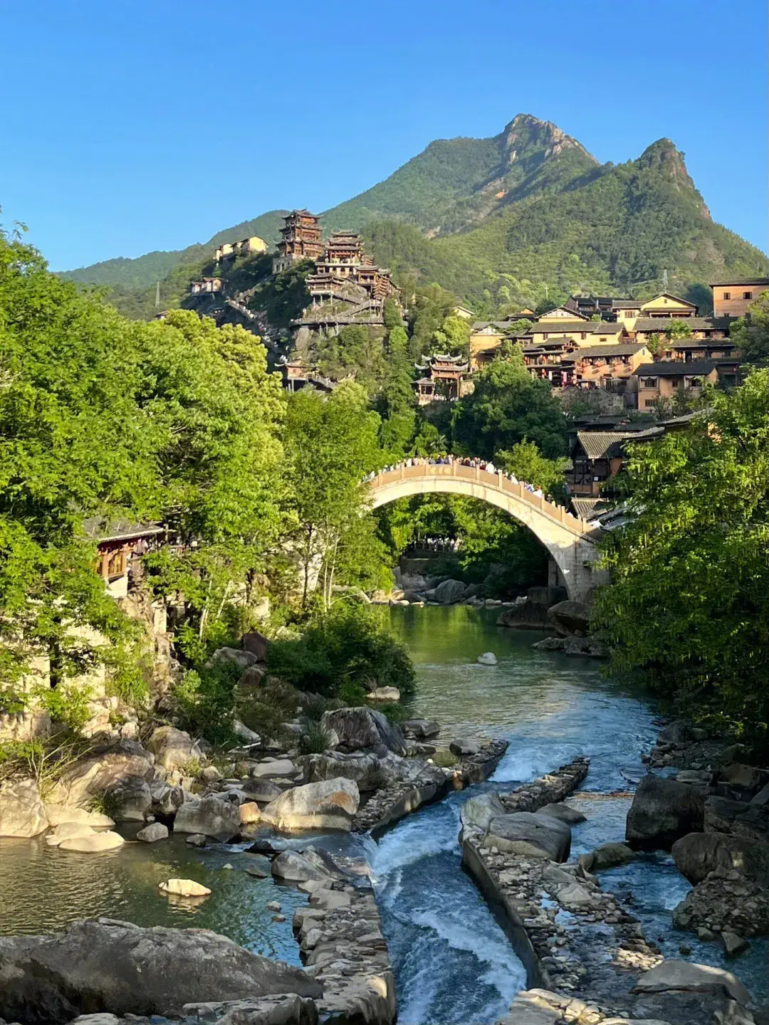 江西庐山旅游攻略必去景点（江西省最值得去的十大景区）